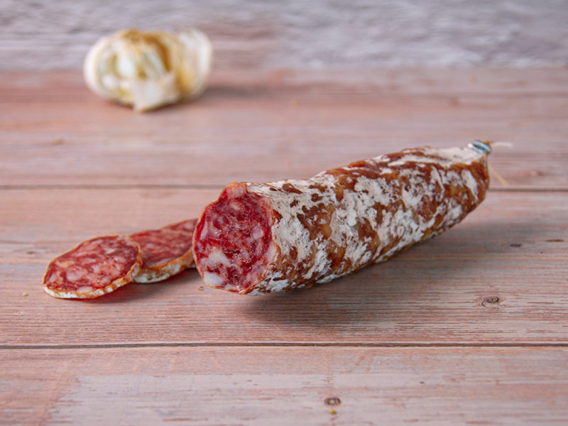 Die luftgetrocknete Französische Rehbock Salami ist so leckern