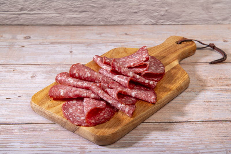 Halal Salchichon in Scheiben geschnitten