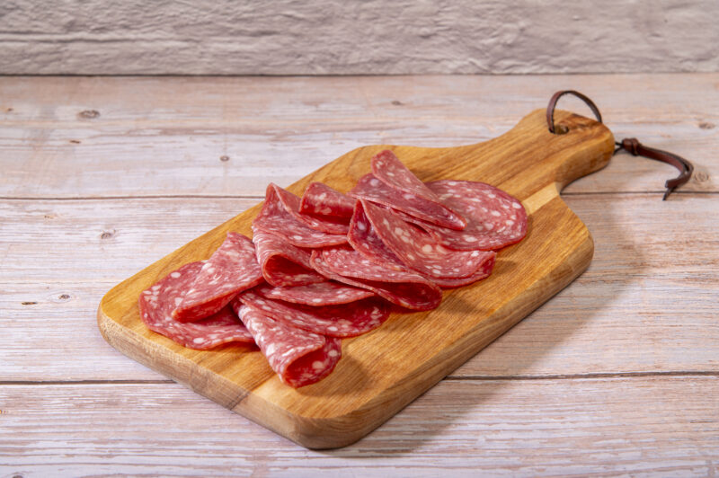 Halal Salchichon geräuchert