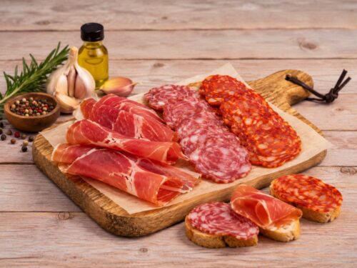 05020022-tapas-mix-ham-chorizo-salchichon