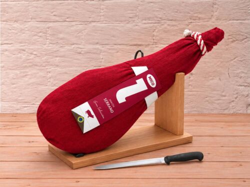 Jamón Serranoham Bodega met standaard en mes